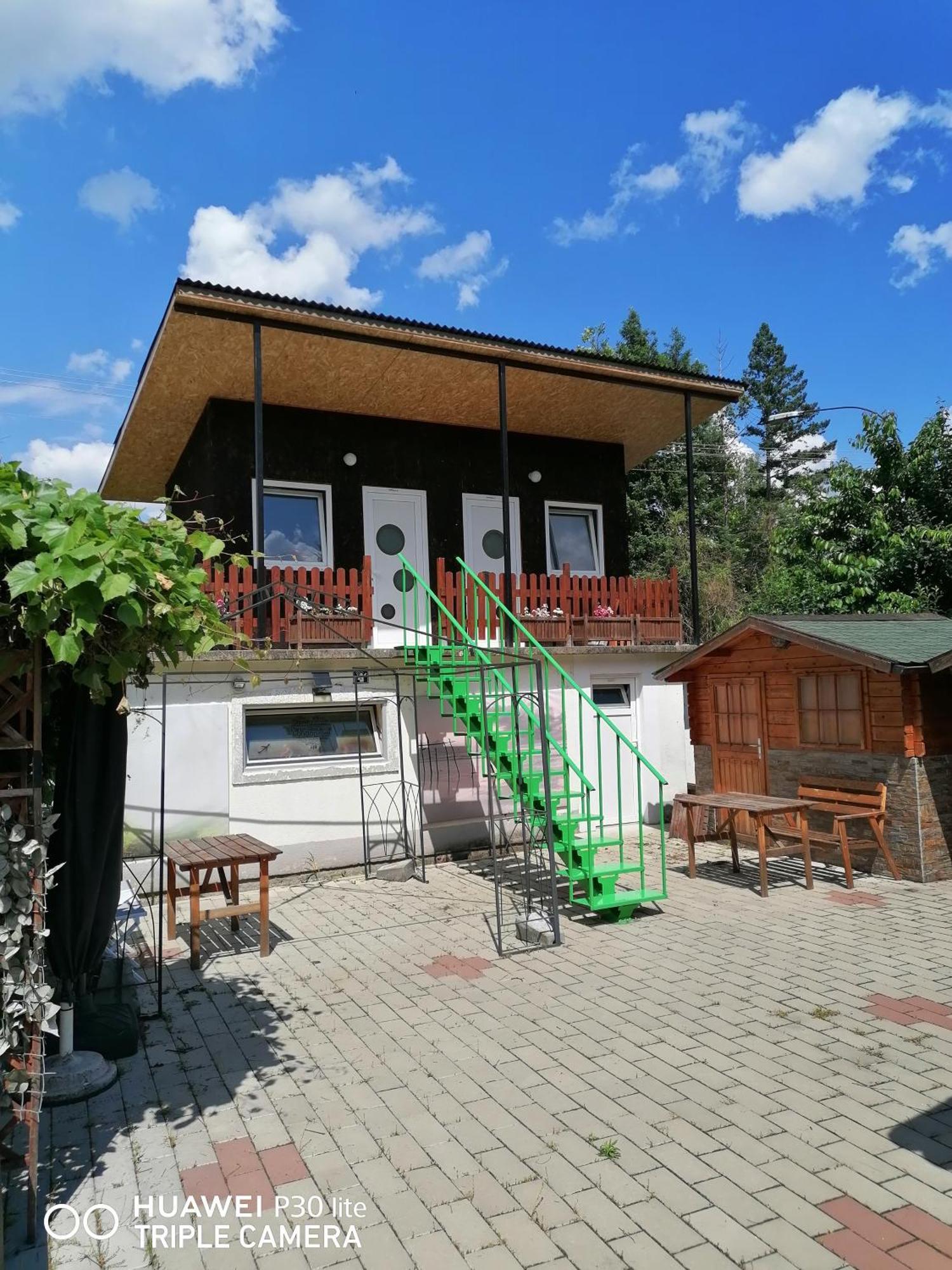 Hostel Trajan Donji Milanovac Exterior photo