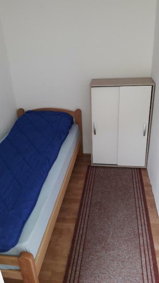 Hostel Trajan Donji Milanovac Exterior photo